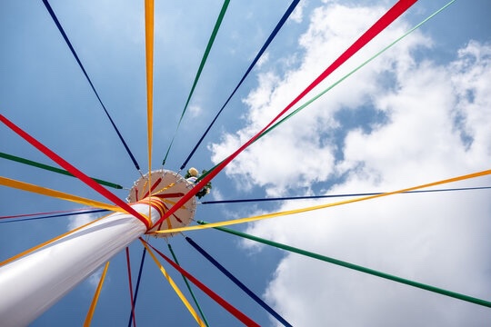 Week 32: Maypole Madness